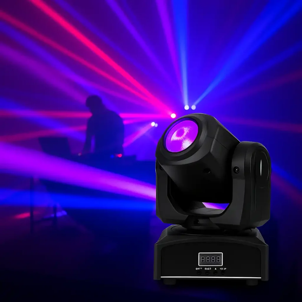 Cabeza móvil para DJs proyectando luces dinámicas y coloridas en un evento