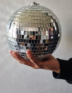 Bola Disco de Espejos 12´ (30 cms. de diametro)